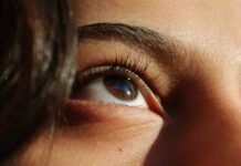 Does a Non-Surgical Upper Eyelid Lift Really Work? Eyelid Lift