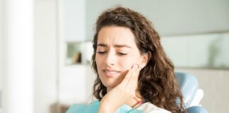 Effective Dental Emergency Services to Solve Gum Diseases Dental Emergency